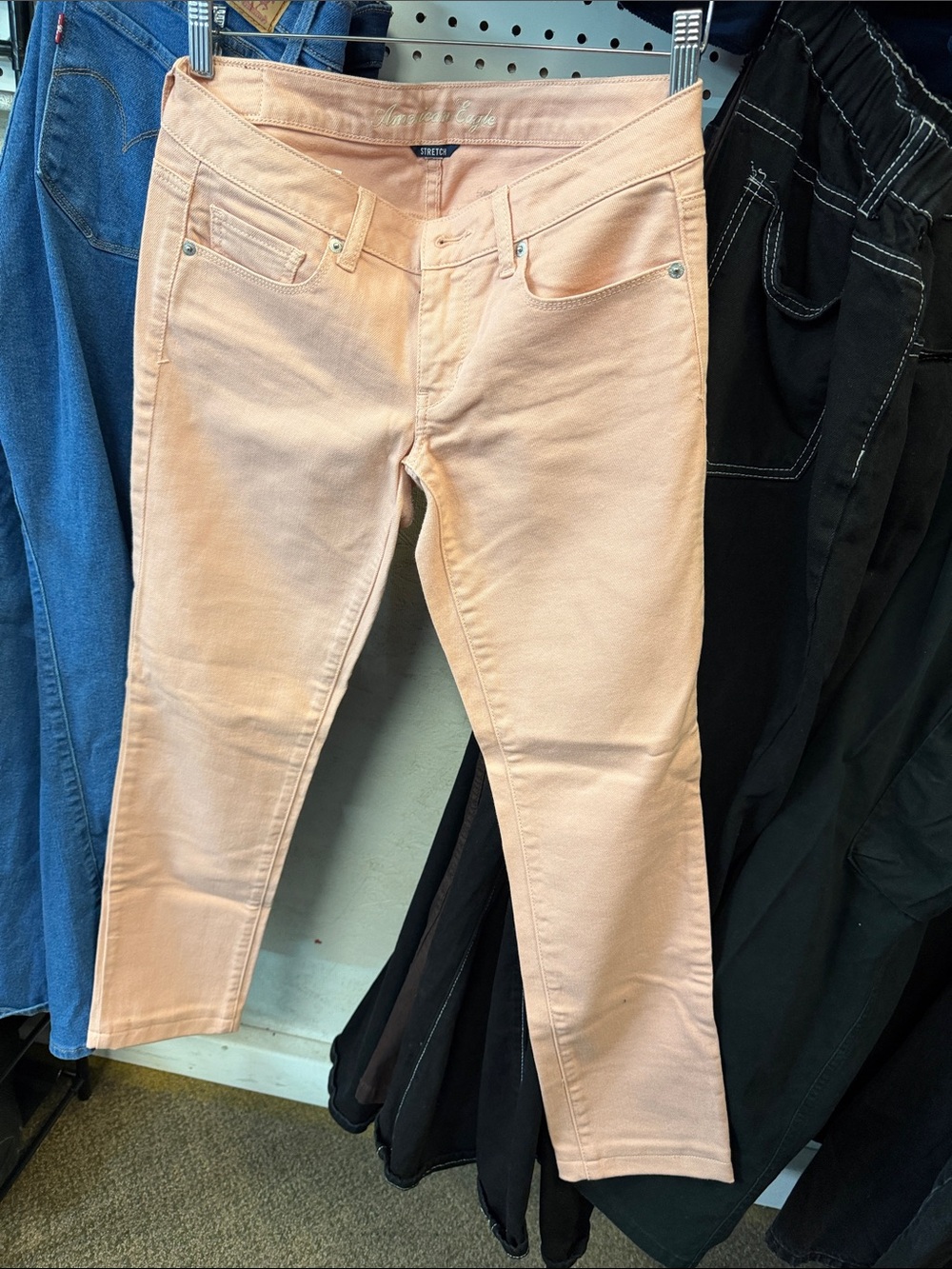 American Eagle Outfitters Peach High-Rise Cropped Skinny Jeans